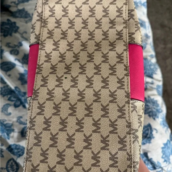 Michael Kors Tan and Pink Tote Bag - Picture 5 of 6